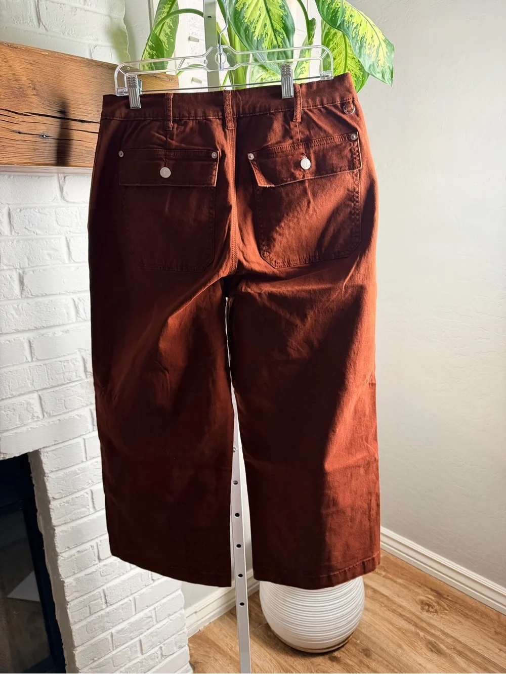 Flamingals Flap Pocket Back Mid Waist Wide Leg Crop Pants in Brown - Picture 7 of 8
